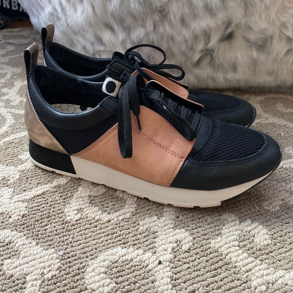 dolce vita sneakers